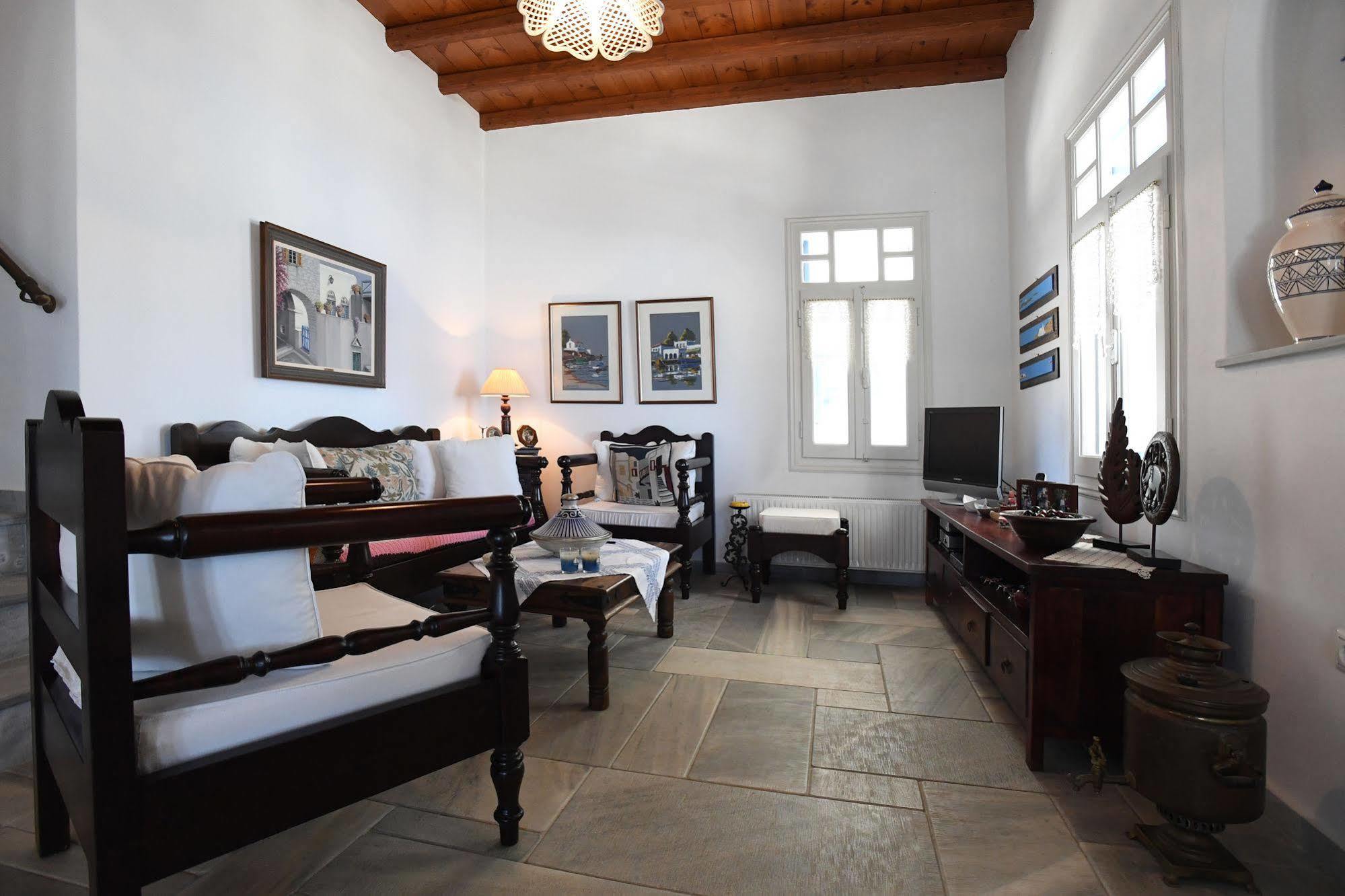 Tinos Sky View Villa Arnados ภายนอก รูปภาพ