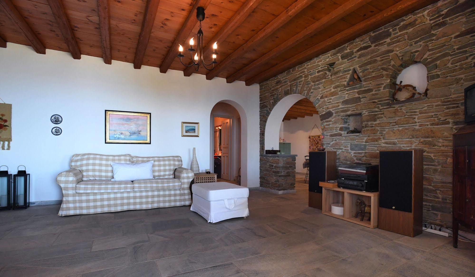 Tinos Sky View Villa Arnados ภายนอก รูปภาพ